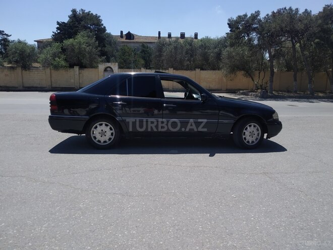 Mercedes C 220 1995, 373,000 km - 2.2 l - Bakı