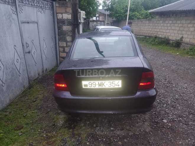 Opel Vectra 1996, 400,000 km - 1.8 l - Oğuz