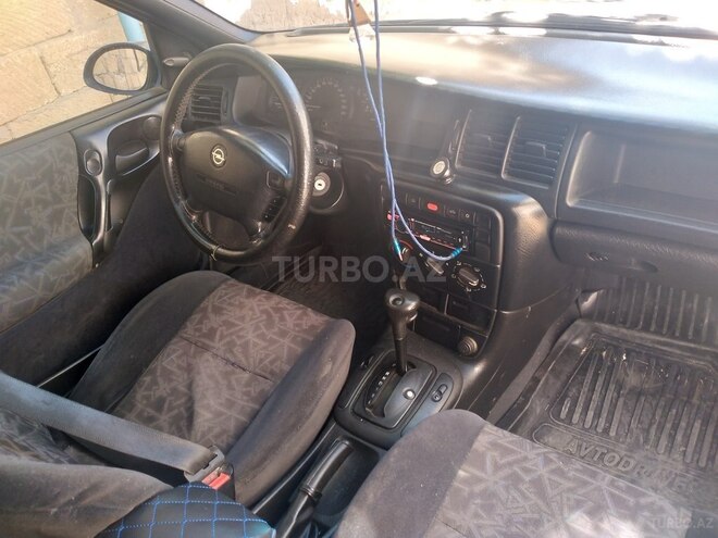 Opel Vectra 1998, 243,000 km - 1.6 l - Bakı