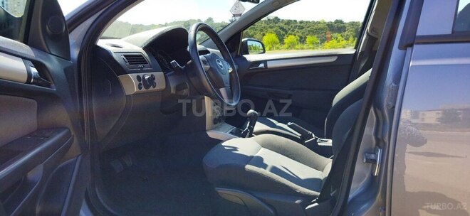 Opel Astra 2007, 138,000 km - 1.4 l - Bakı
