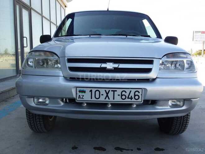 Chevrolet Niva 2005, 274,000 km - 1.7 л - Xudat