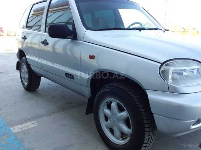 Chevrolet Niva 2005, 274,000 km - 1.7 л - Xudat