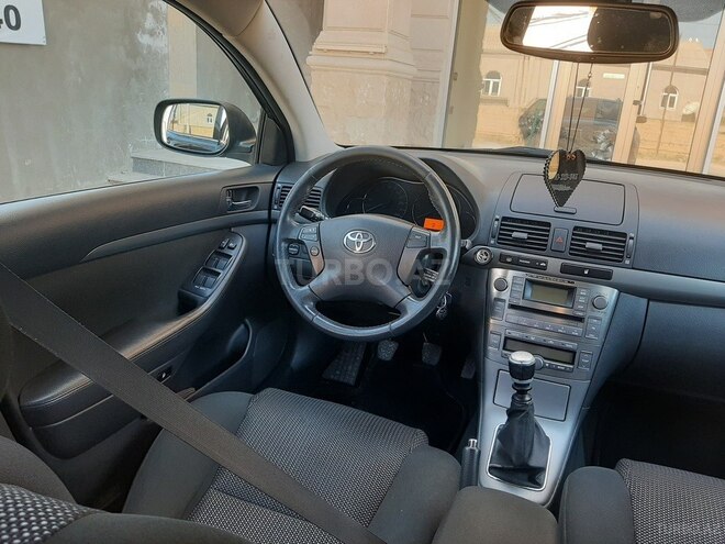 Toyota Avensis 2006, 245,000 km - 2.0 л - Bakı