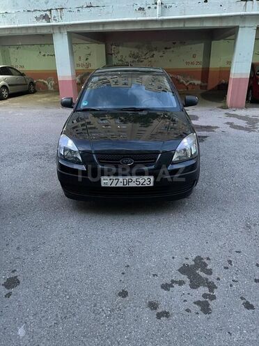 Kia Rio 2009, 450,000 km - 1.4 l - Bakı