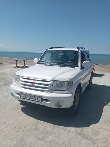 Mitsubishi Pajero io 2000, 255,656 km - 2.0 l - Bakı