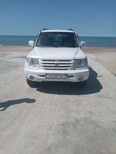Mitsubishi Pajero io 2000, 255,656 km - 2.0 l - Bakı
