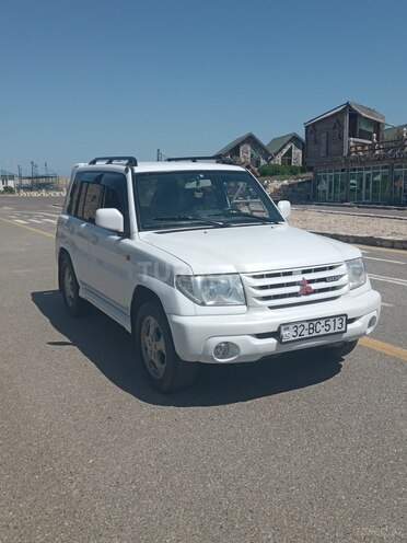 Mitsubishi Pajero io 2000, 255,656 km - 2.0 l - Bakı