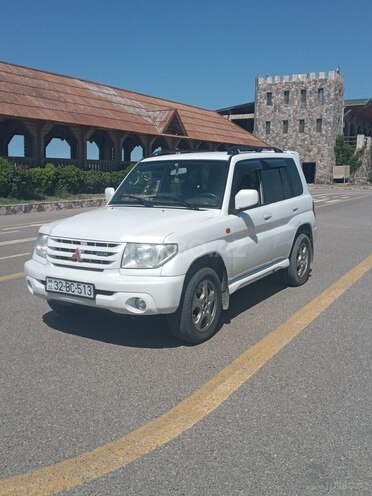 Mitsubishi Pajero io 2000, 255,656 km - 2.0 l - Bakı
