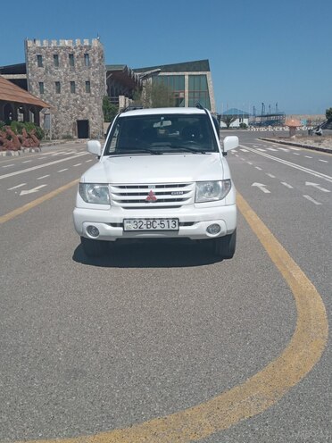 Mitsubishi Pajero io 2000, 255,656 km - 2.0 l - Bakı