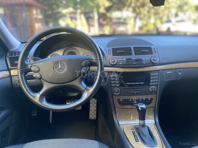Mercedes E 200 2008, 130,288 km - 1.8 л - Bakı