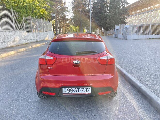 Kia Rio 2013, 220,000 km - 1.4 l - Bakı