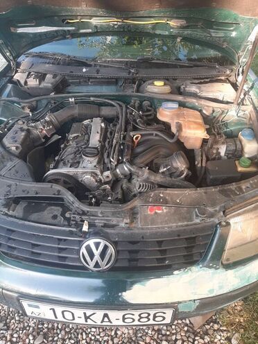 Volkswagen Passat 1998, 235,648 km - 1.8 l - Qusar