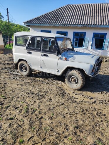 UAZ 31519 2000, 260,000 km - 2.4 l - Lerik