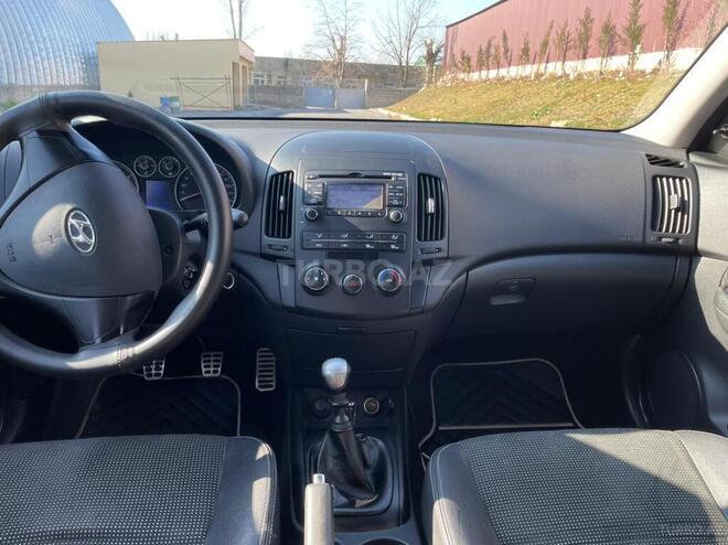 Hyundai i30 2009, 182,000 km - 1.4 l - Şəki