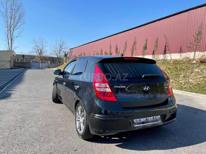 Hyundai i30 2009, 182,000 km - 1.4 l - Şəki