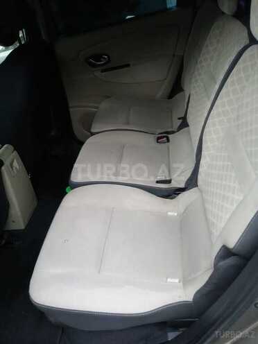 Renault Megane Scenic 2009, 295,500 km - 1.5 л - Bakı