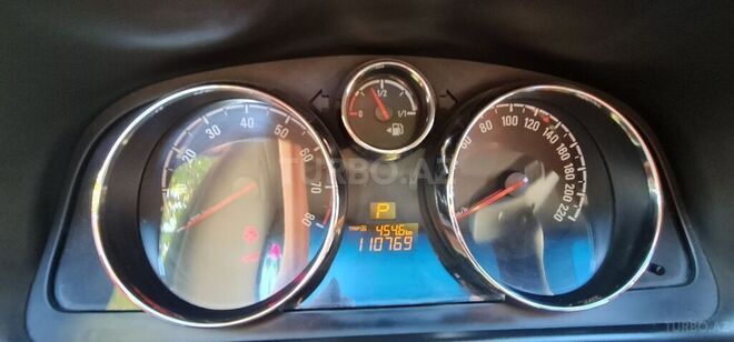 Opel Antara 2013, 110,000 km - 2.4 l - Bakı