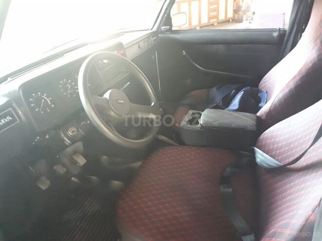 LADA (VAZ) 2107 2005, 333,380 km - 1.6 л - Yevlax