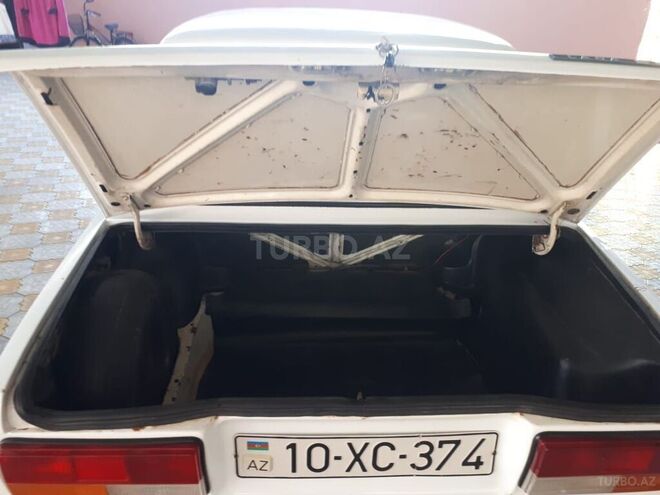 LADA (VAZ) 2107 2005, 333,380 km - 1.6 л - Yevlax