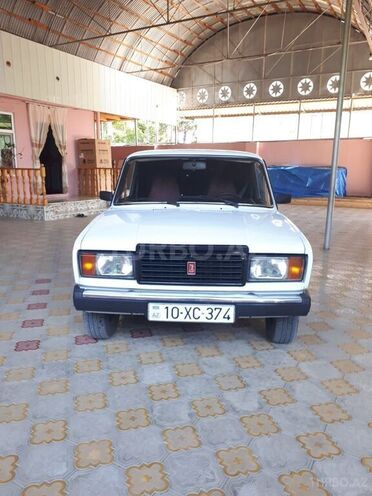 LADA (VAZ) 2107 2005, 333,380 km - 1.6 л - Yevlax