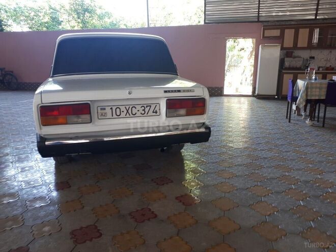 LADA (VAZ) 2107 2005, 333,380 km - 1.6 л - Yevlax