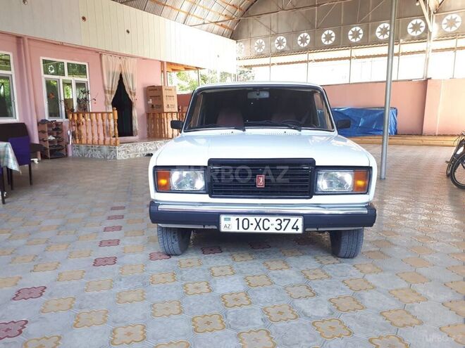 LADA (VAZ) 2107 2005, 333,380 km - 1.6 л - Yevlax
