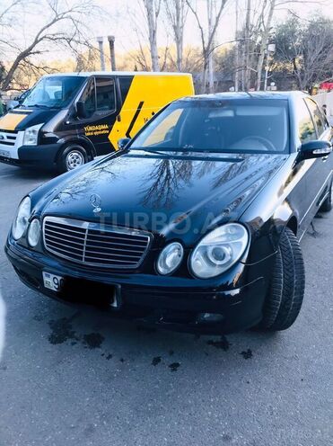 Mercedes E 220 2005, 243,300 km - 2.2 l - Bakı