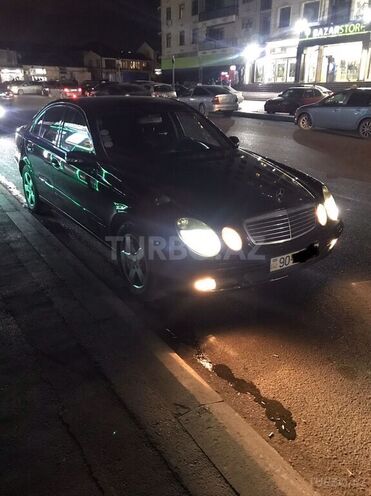 Mercedes E 220 2005, 243,300 km - 2.2 l - Bakı