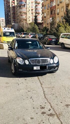 Mercedes E 220 2005, 243,300 km - 2.2 l - Bakı