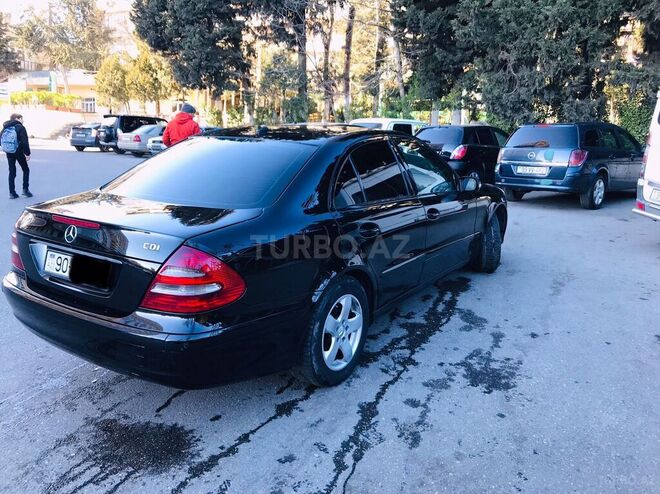 Mercedes E 220 2005, 243,300 km - 2.2 l - Bakı