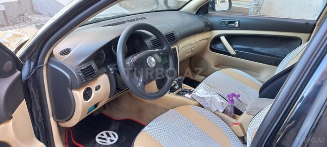 Volkswagen Passat 2003, 290,860 km - 1.8 l - Sumqayıt