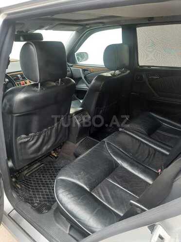 Mercedes E 240 2000, 223,000 km - 2.4 l - Bakı