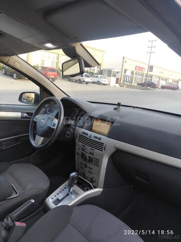 Opel Astra 2008, 216,600 km - 2.0 l - Bakı