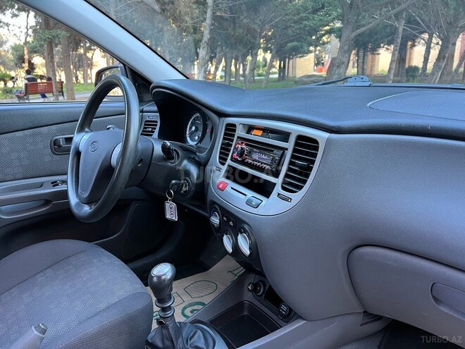 Kia Rio 2006, 137,000 km - 1.4 l - Bakı