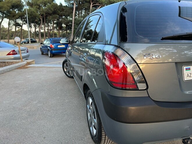 Kia Rio 2006, 137,000 km - 1.4 l - Bakı