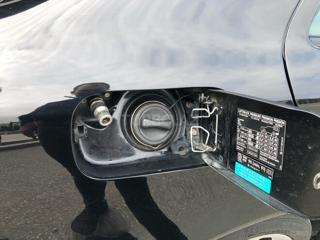 Mercedes E 200 2009, 182,000 km - 1.8 l - Gəncə