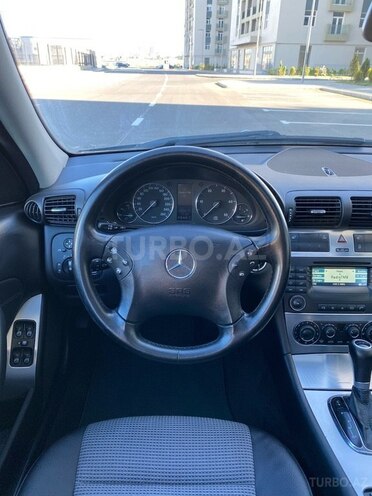 Mercedes C 220 2005, 264,000 km - 2.2 l - Bakı