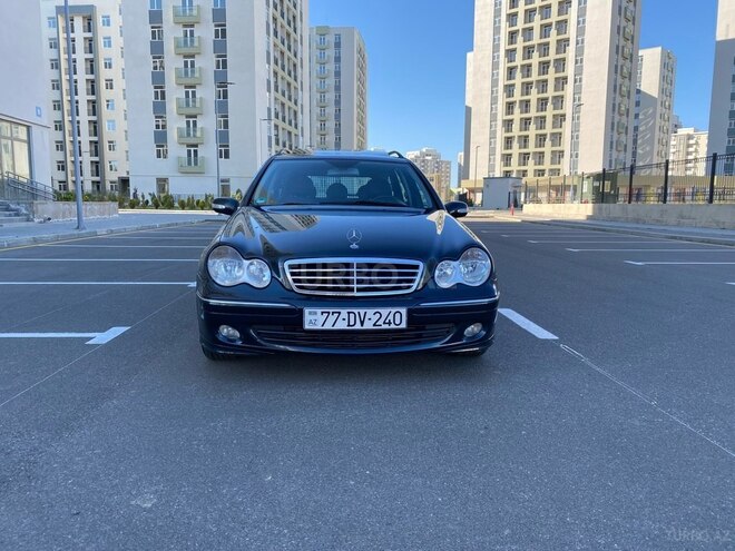 Mercedes C 220 2005, 264,000 km - 2.2 l - Bakı