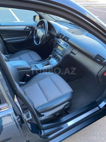 Mercedes C 220 2005, 264,000 km - 2.2 l - Bakı
