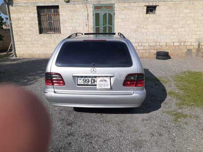 Mercedes E 220 2000, 165,000 km - 2.2 l - Bərdə