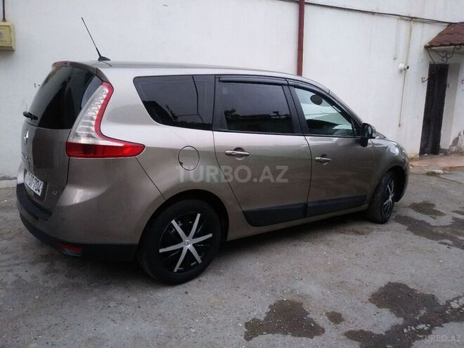 Renault Grand Scenic 2010, 296,500 km - 1.5 l - Bakı
