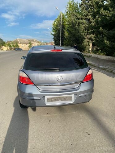 Opel Astra 2006, 237,850 km - 1.4 l - Yevlax