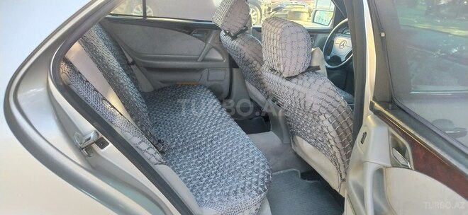 Mercedes E 230 1996, 380,000 km - 2.3 л - Bakı