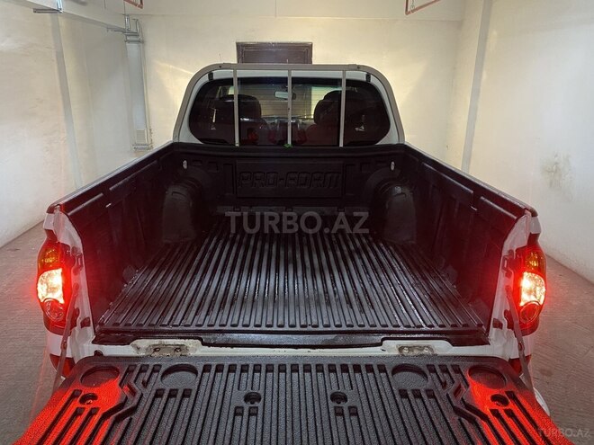Mitsubishi L200 2011, 243,000 km - 2.5 l - Bakı