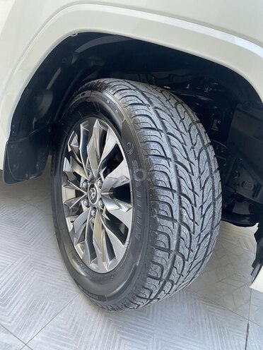Toyota Land Cruiser 2021, 5,839 km - 3.5 л - Bakı