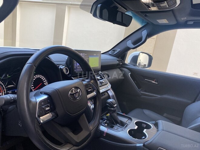 Toyota Land Cruiser 2021, 5,839 km - 3.5 л - Bakı