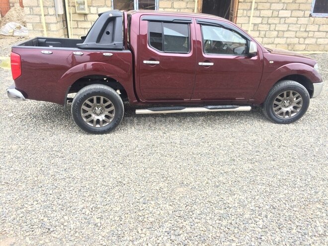 Nissan Navara 2011, 234,000 km - 2.5 l - Quba