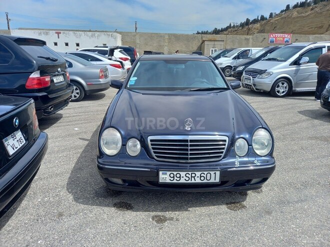 Mercedes E 240 2000, 206,000 km - 2.6 l - Bakı