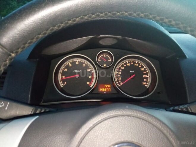 Opel Astra 2009, 146,000 km - 1.4 l - Yevlax