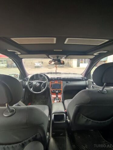Mercedes C 220 2001, 280,000 km - 2.2 l - Sumqayıt